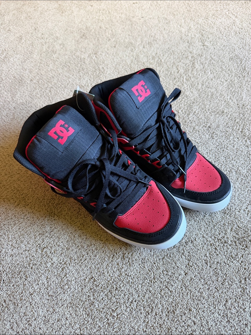DC Kids High-Top Sneakers in Black and Red